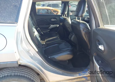 2018 Jeep Cherokee Latitude Plus Fwd из США, поврежденный, VIN 1C4PJLLXXJD573228